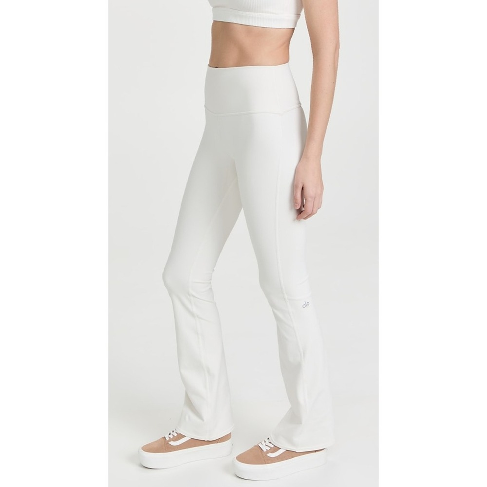 Alo Yoga High-Waist Flare Leggings Athletic Pants XXS Airbrush WHITE 7/8 Active